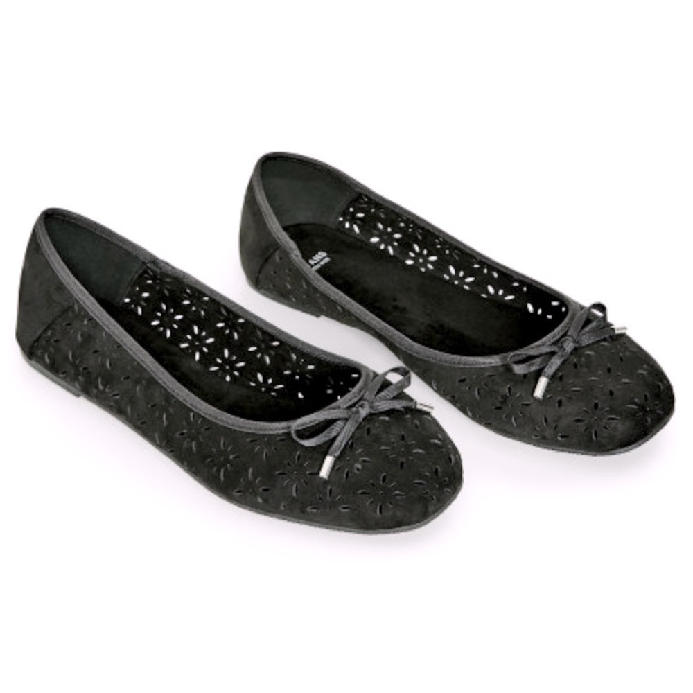 EVANS EXTRA WIDE FIT Size 9EEE Black Laser Cut Ballet Flat (SH05)